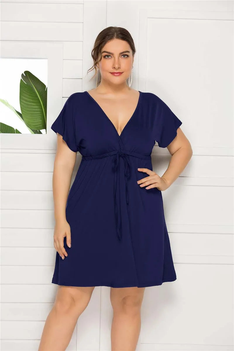 Mini Robe Col en V — Manches Courtes & Taille Empire
