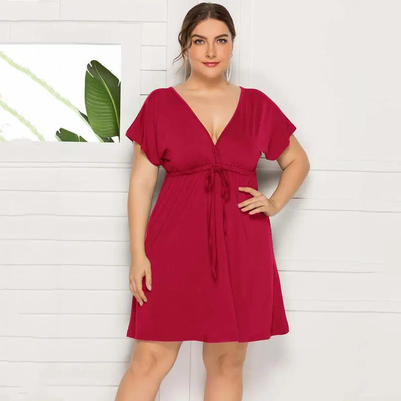 Mini Robe Col en V — Manches Courtes & Taille Empire