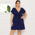 Mini Robe Col en V — Manches Courtes & Taille Empire
