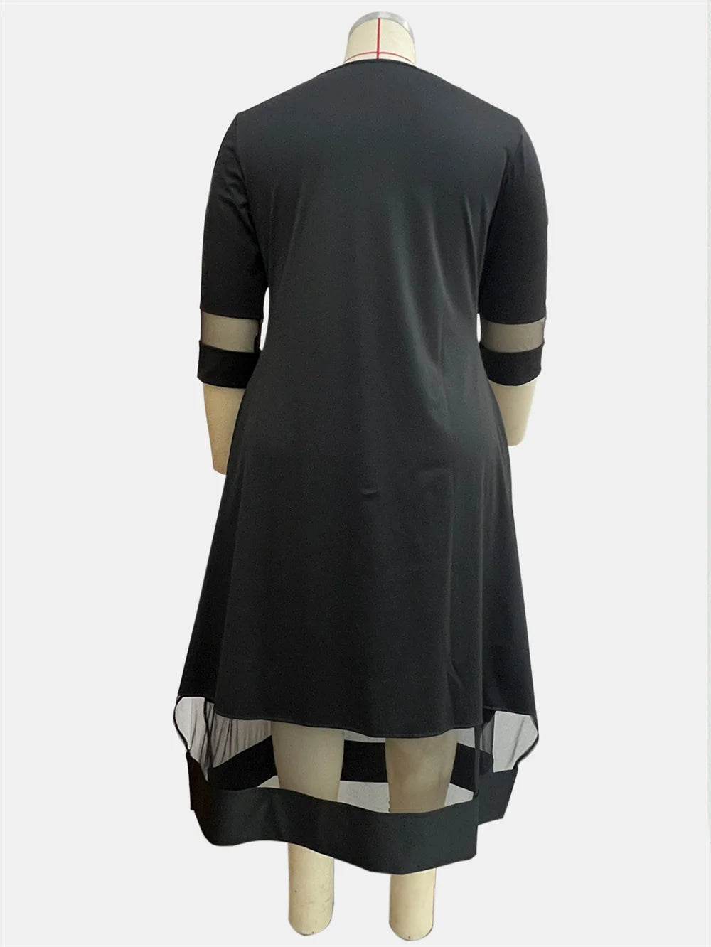 Robe Longue Noire en Maille — Col Rond & Manches Trois-Quarts
