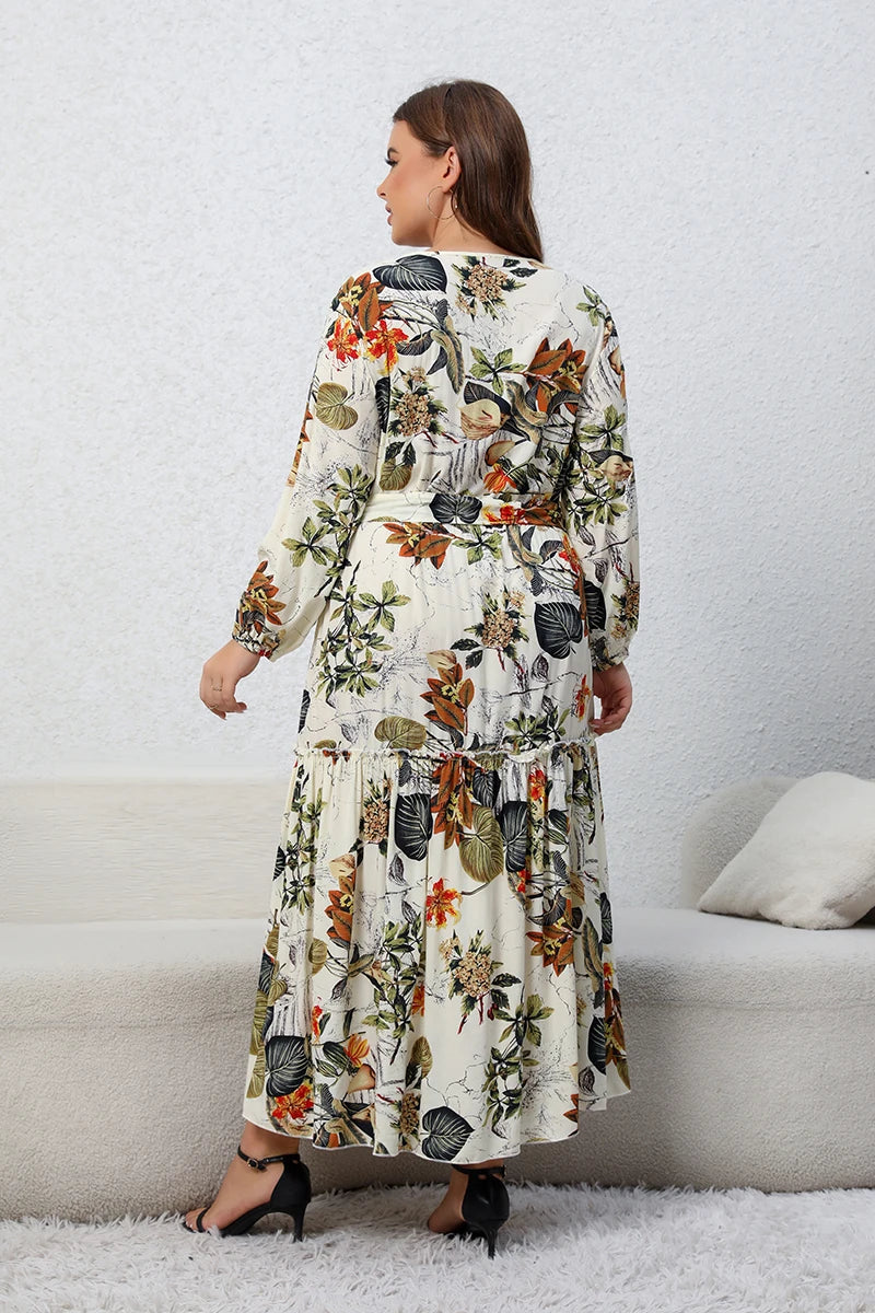 Robe Longue Florale Abricot – Ceinturée, Col V & Manches Longues