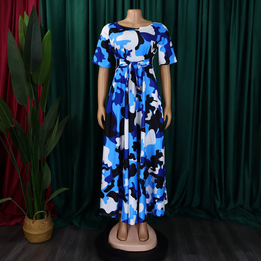 Robe Longue Imprimée avec Ceinture — Col Rond, Manches Courtes, Longueur Cheville