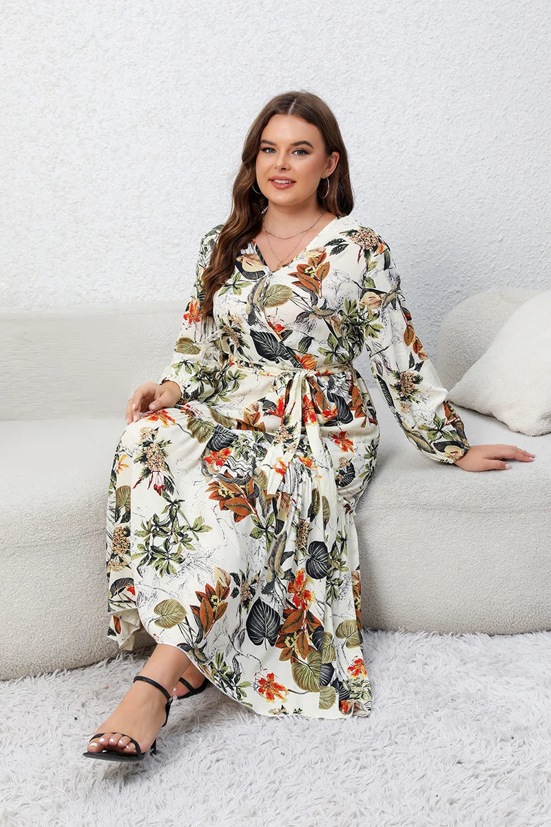 Robe Longue Florale Abricot – Ceinturée, Col V & Manches Longues