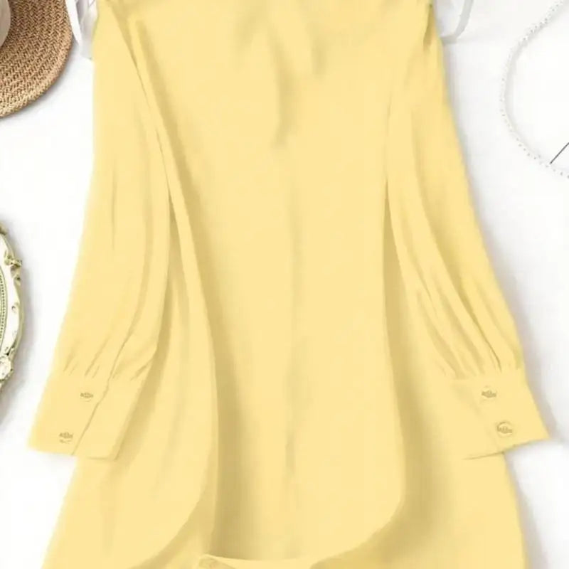 Chemise Satinée Façon Soie — Revers, Ouverture Totale, Coupe Lâche