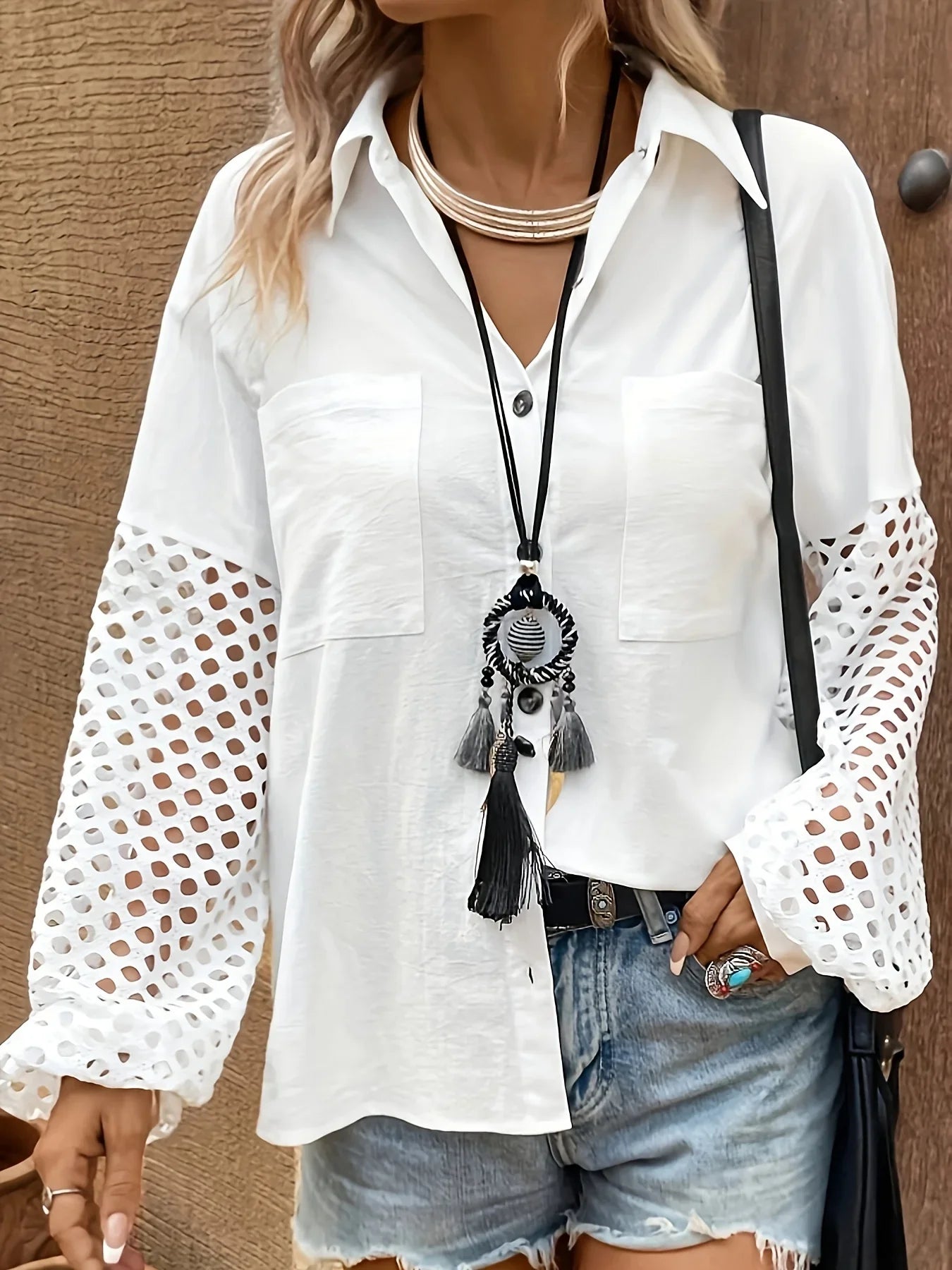 Chemise Manches Longues Ajourées — Col V, Ouverture Totale, Couleur Unie