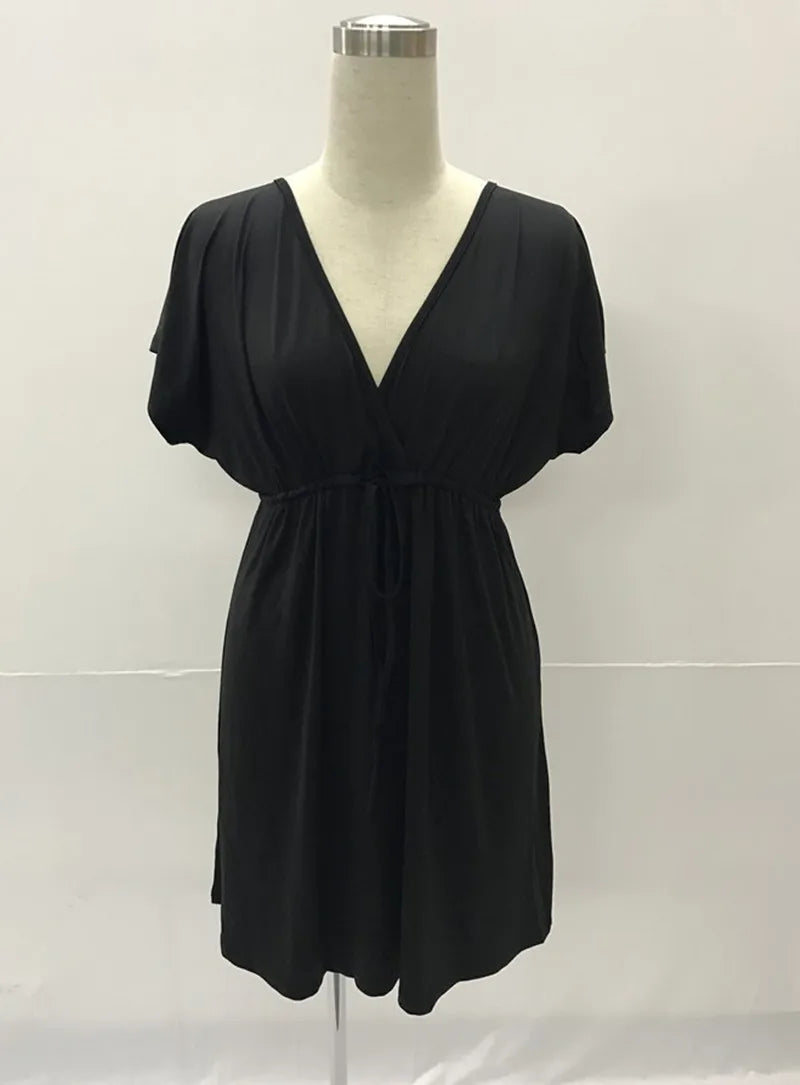 Mini Robe Col en V — Manches Courtes & Taille Empire
