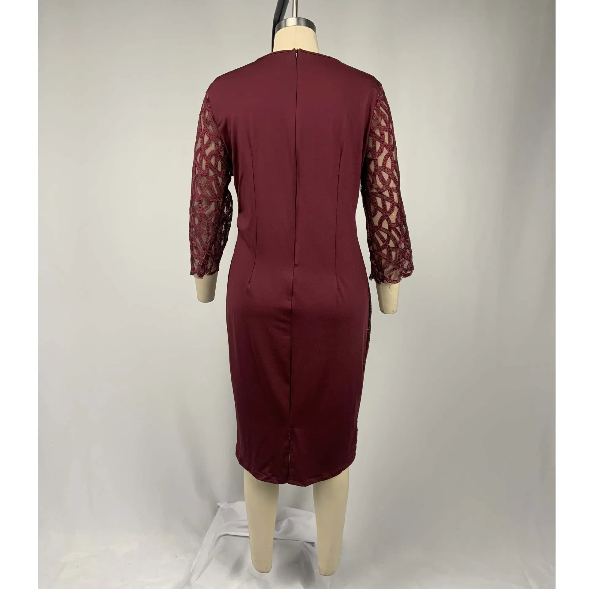 Robe Midi Sequins — Manches Courtes, Silhouette Une Ligne, Style Soirée