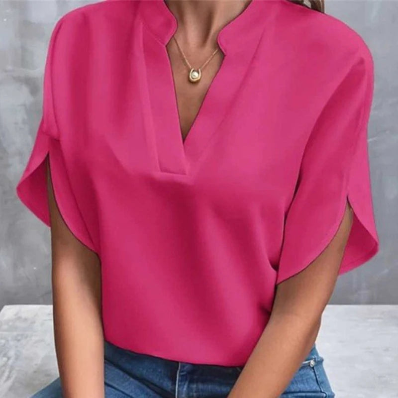 Chemise Col V — Manches Courtes, Couleur Unie, Coupe Régulière