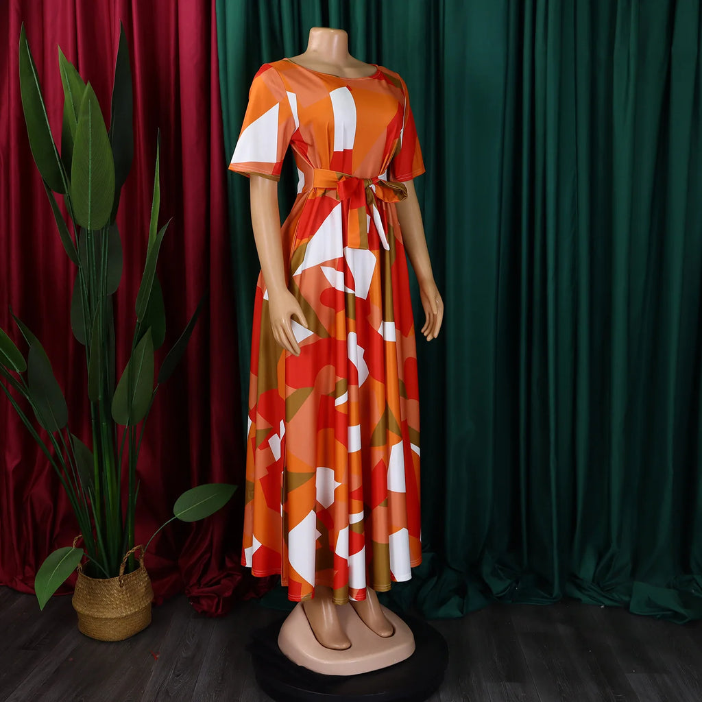 Robe Longue Imprimée avec Ceinture — Col Rond, Manches Courtes, Longueur Cheville