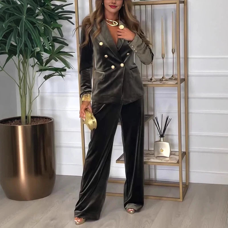 Ensemble 2 Pièces Slim — Col Rabattu, Double Boutonnage, Pantalon Cheville, Soirée