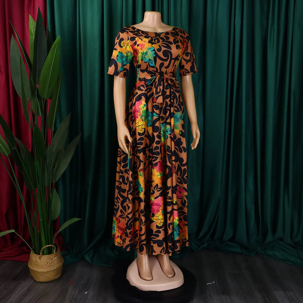 Robe Longue Imprimée avec Ceinture — Col Rond, Manches Courtes, Longueur Cheville